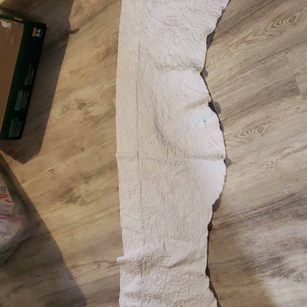 COPY - White window valance
